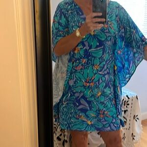 Lilly Pulitzer kaftan tunic/ mini/ cover up…. Size medium